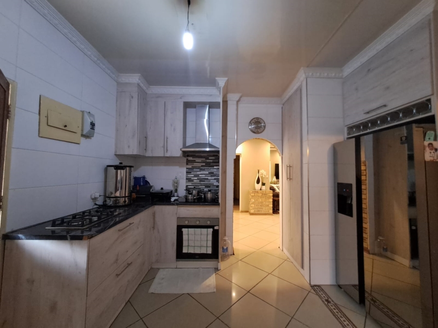 3 Bedroom Property for Sale in Rustenburg North North West